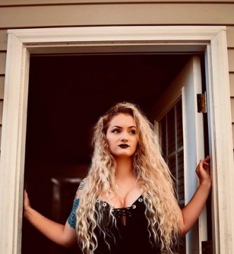 victoria011love uit Luxemburg,Belgie